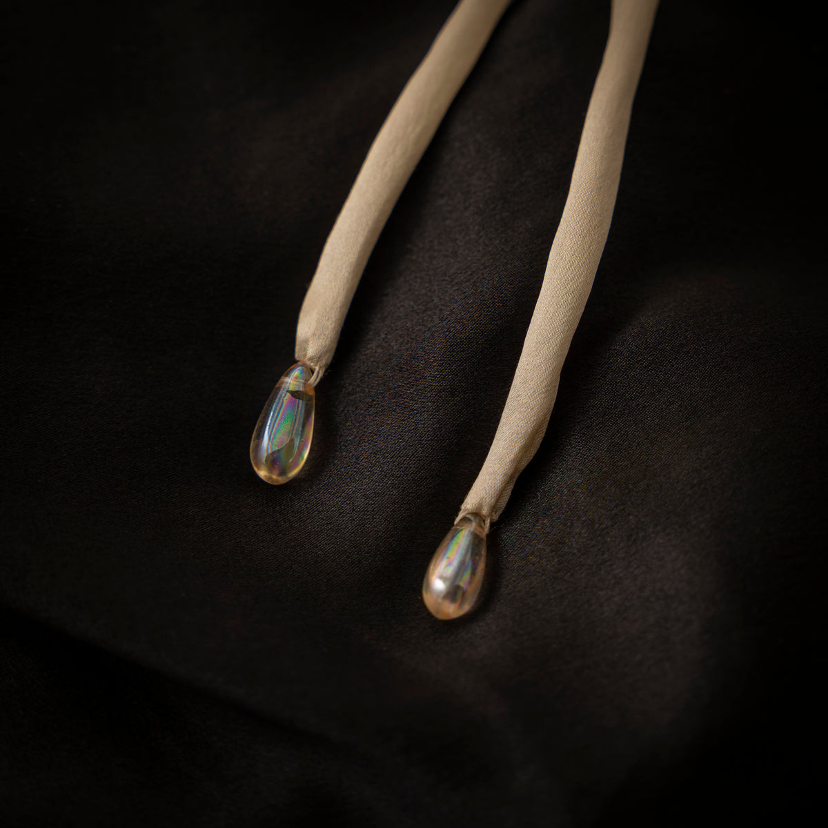 Silk Rouleau Cord (Cream/Teardrop)